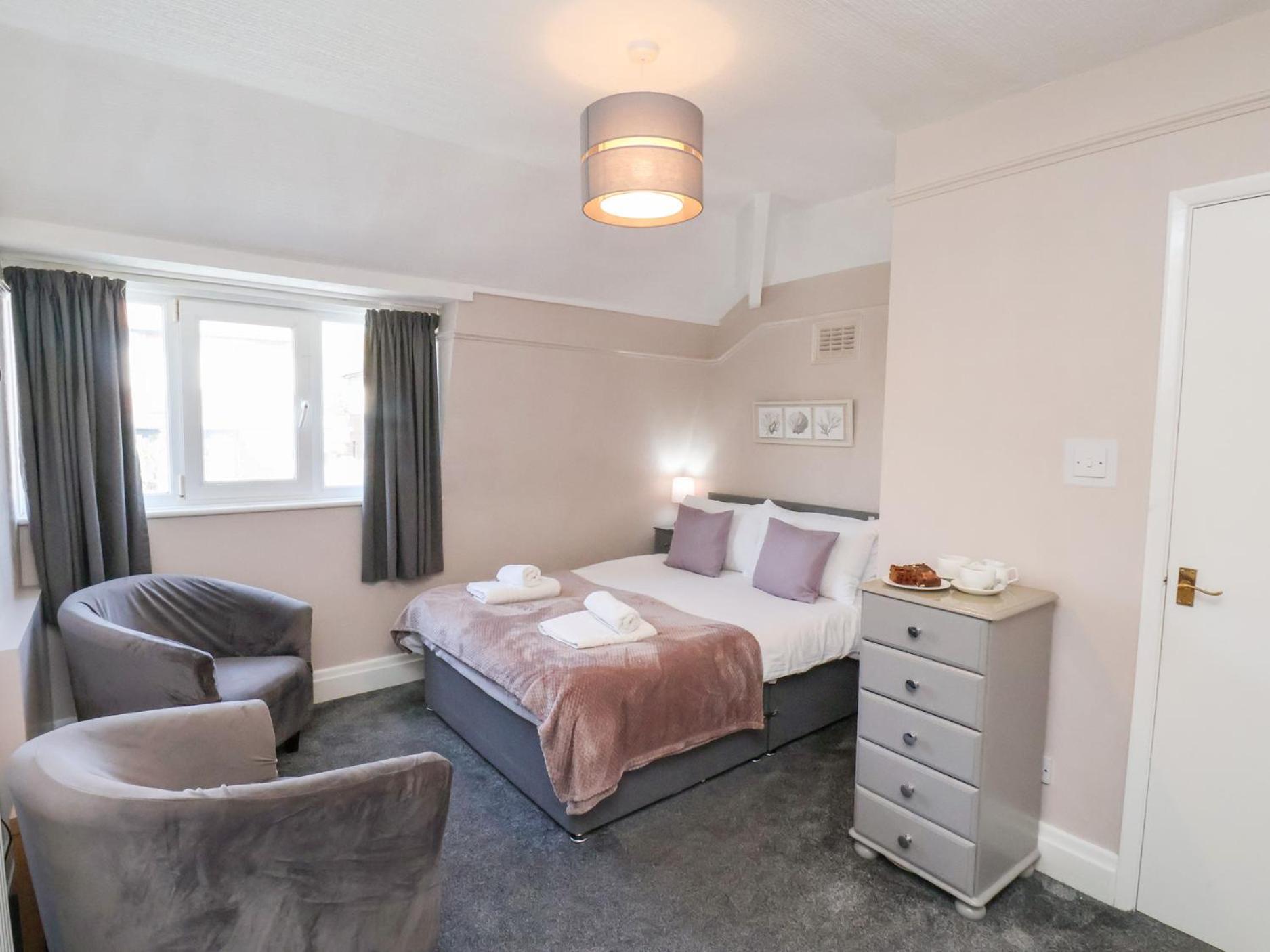 North * Scarborough